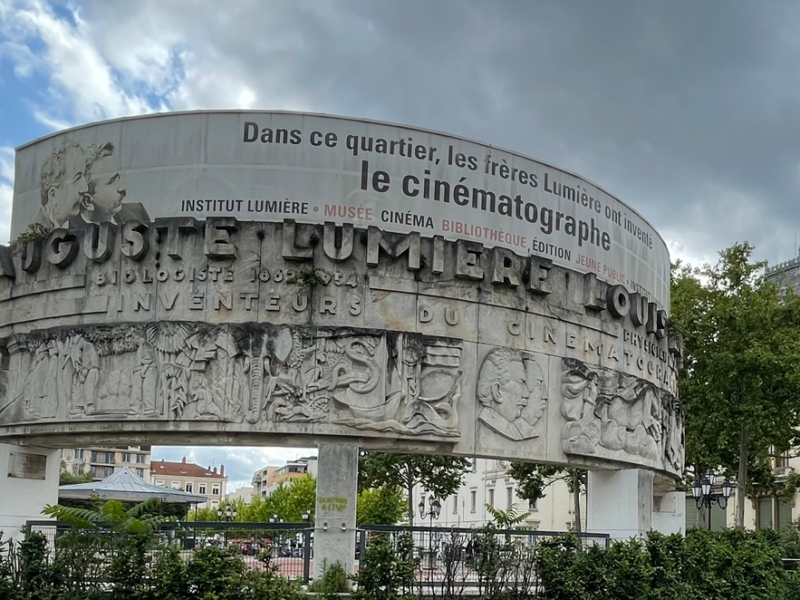 CIL Monplaisir - monument des Freres Lumière