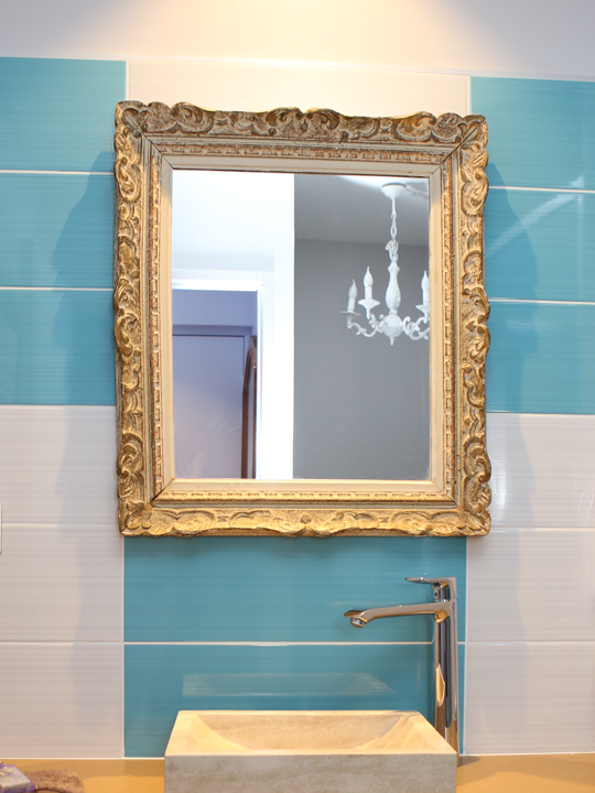 Aux Pierres Magiques - chambre lapis-azuli - photo @Sylvie_Ollon