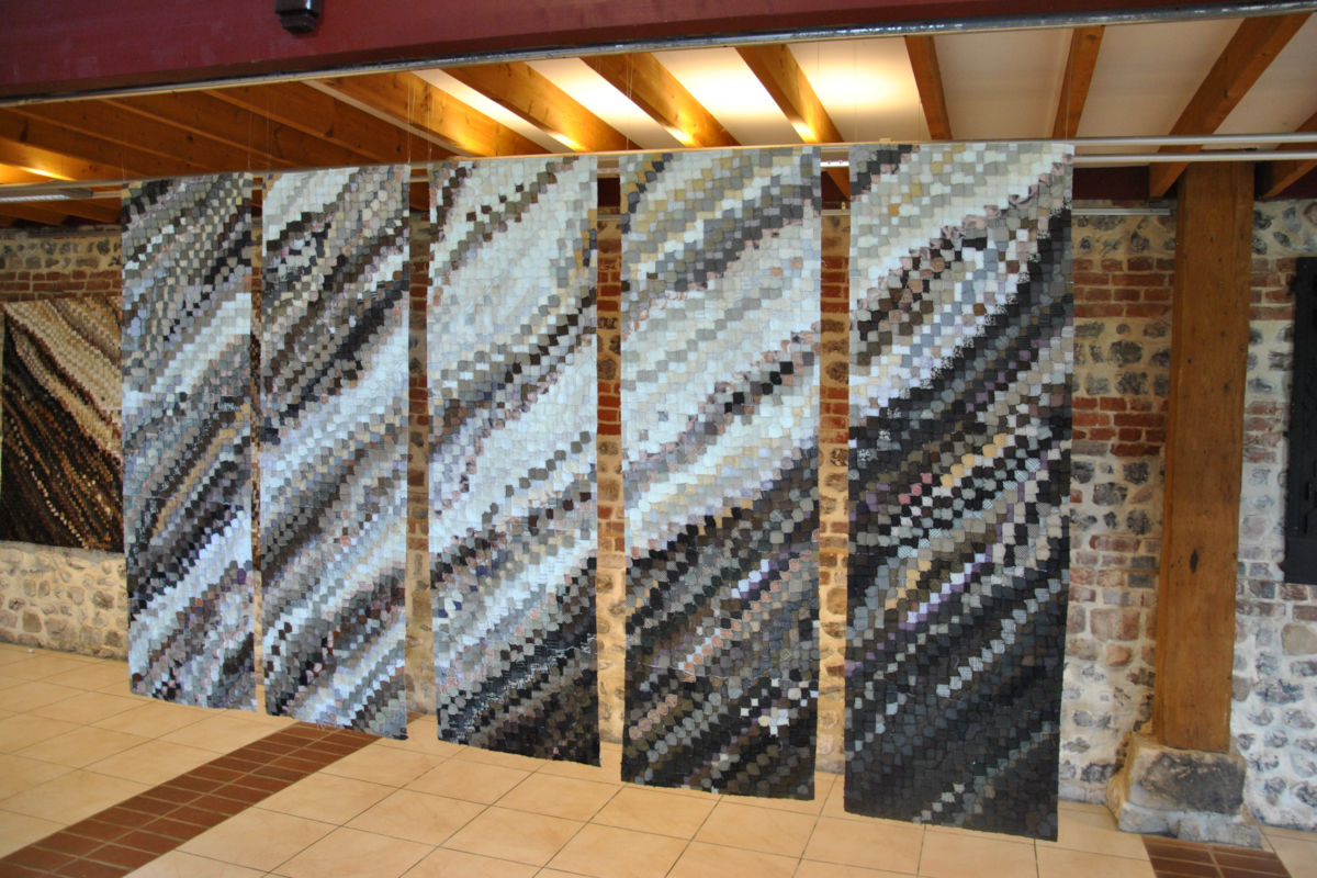 Sabine Cibert - Arts textiles Contemporains - Oeuvres : Saisons - La du Monde 2 Automne @pascal Muradian Sabine Cibert - Arts textiles Contemporains - Oeuvres : Saisons - La du Monde 2 Automne @pascal Muradian